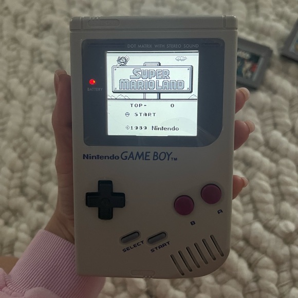 VINTAGE NINTENDO GAMEBOY Original + 3 game cartridges. Near perfect condition! - Picture 10 of 12